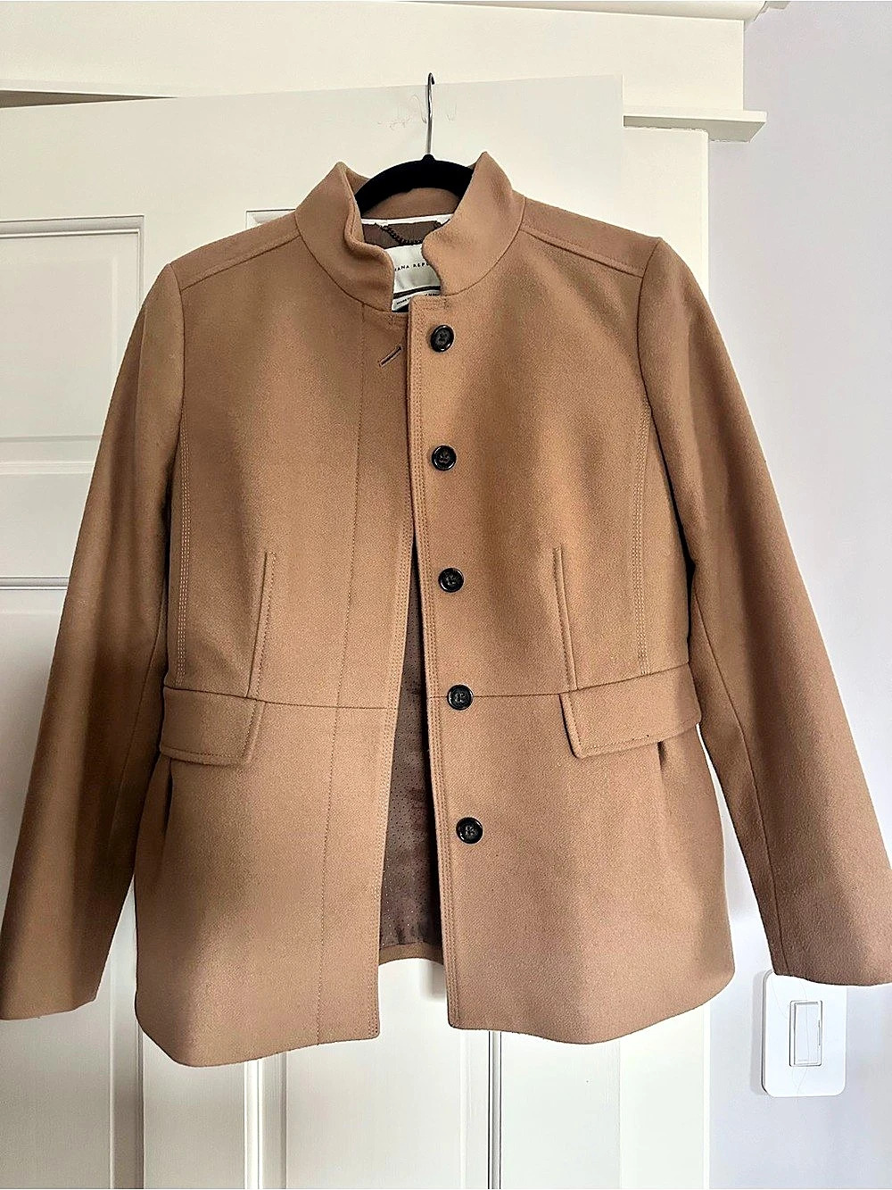 Banana Republic Women's Coat Beige Medium